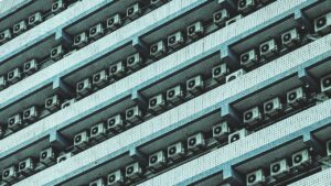 エアコンの大掃除を効率的に行う片付けと断捨離の手順は？