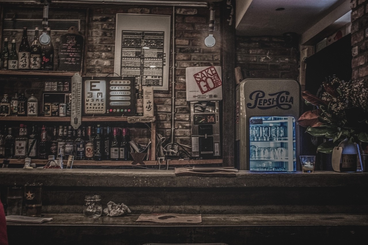 冷蔵庫の大掃除を上から下へ行う手順は？